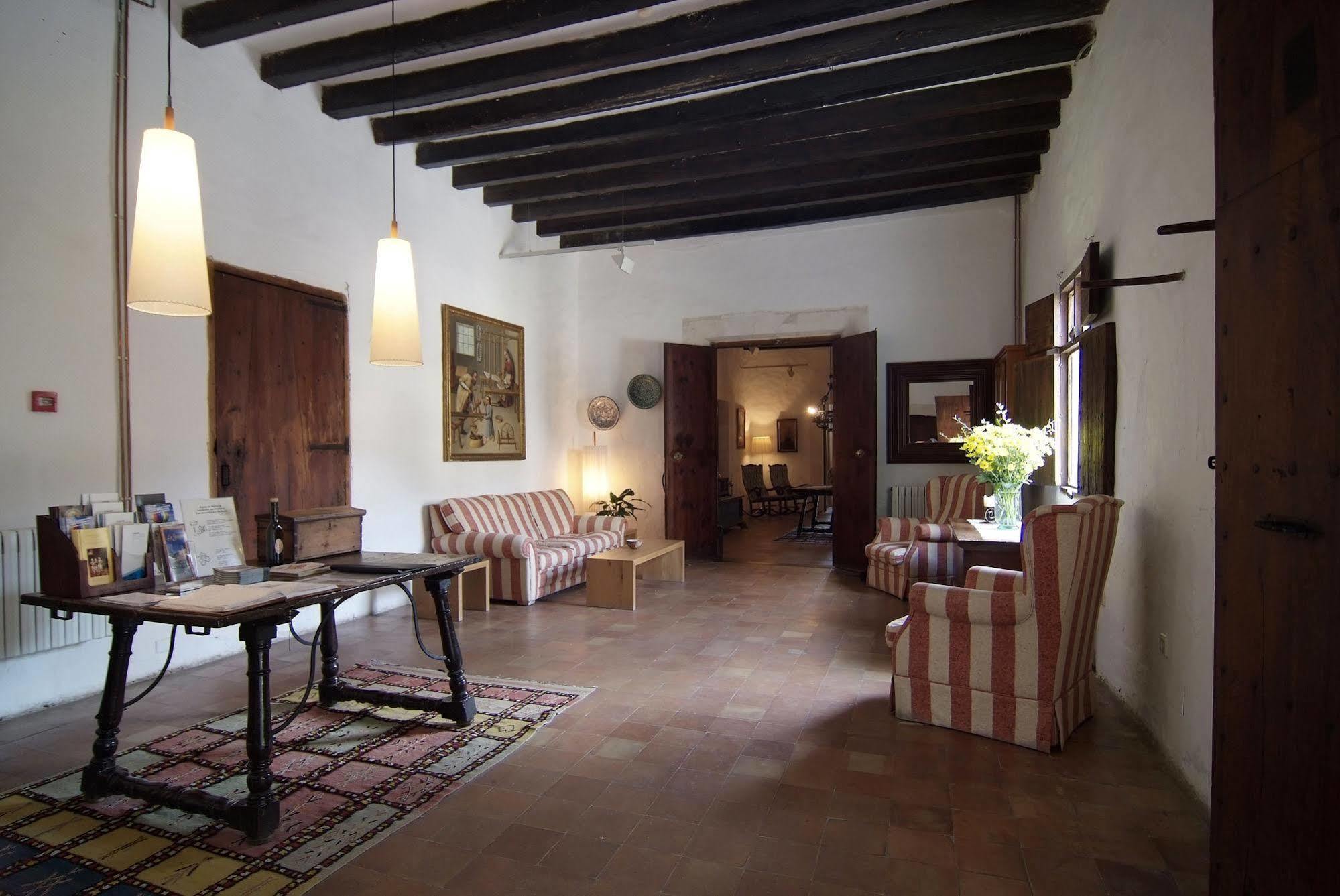 Hotel Monnàber Vell Campanet Esterno foto