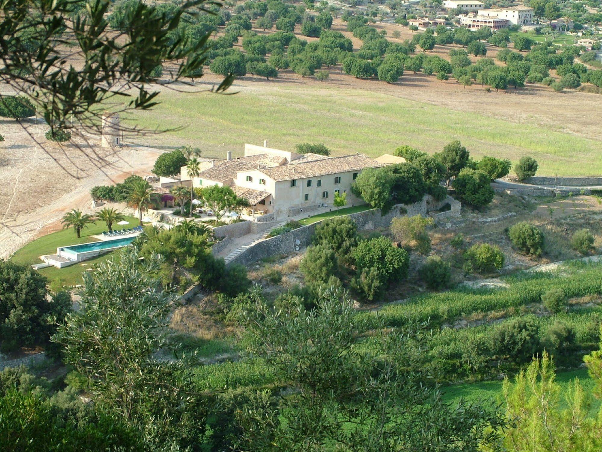 Hotel Monnàber Vell Campanet Esterno foto